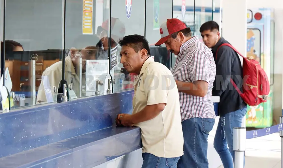 Incrementan pasajeros dentro y fuera del estado