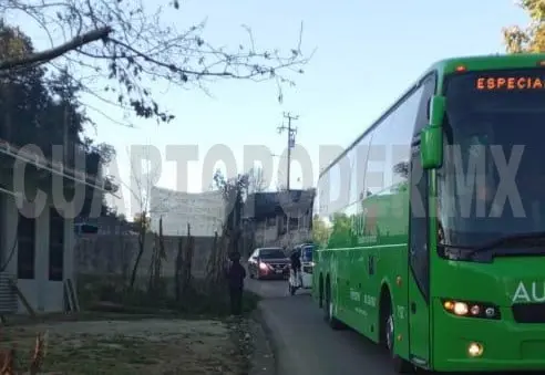 Instalan bloqueo-boteo en la carretera a Oxchuc