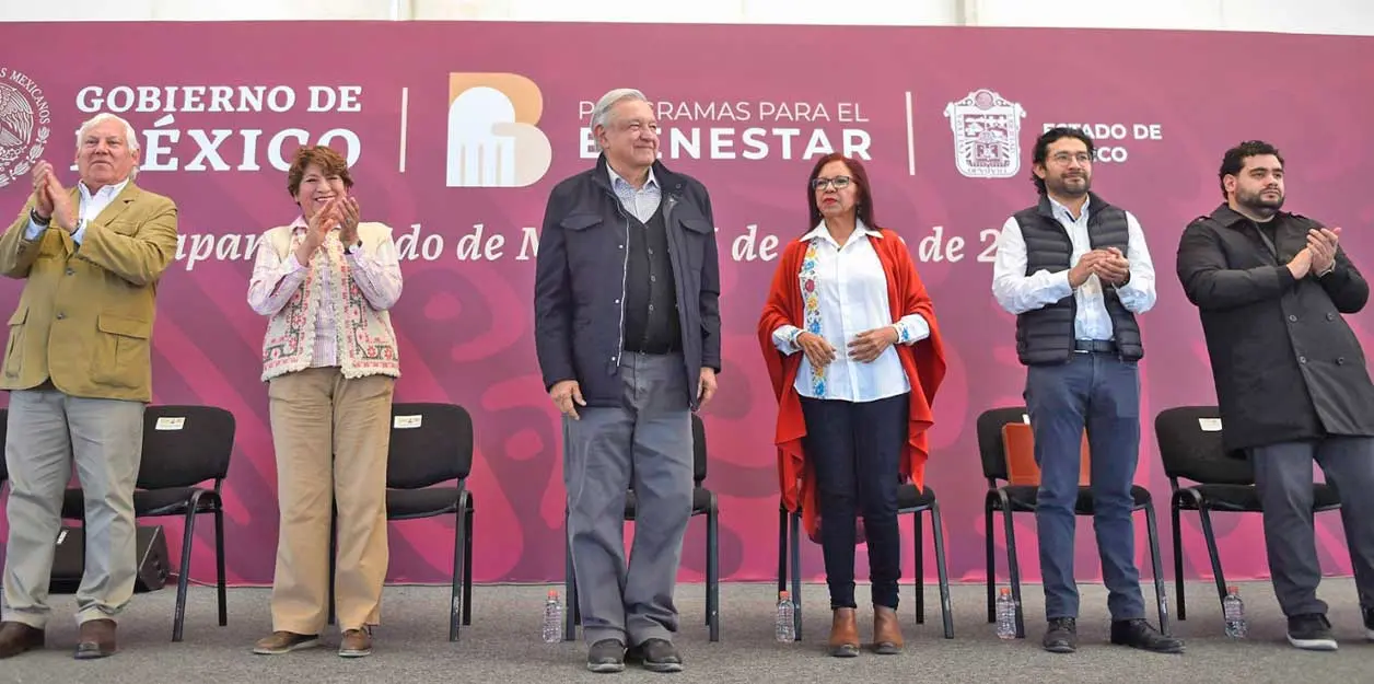 Este fin de semana en el recinto Ferial Chicoloapan, el jefe del Ejecutivo supervisó el avance de los programas sociales en la entidad. Cortesía