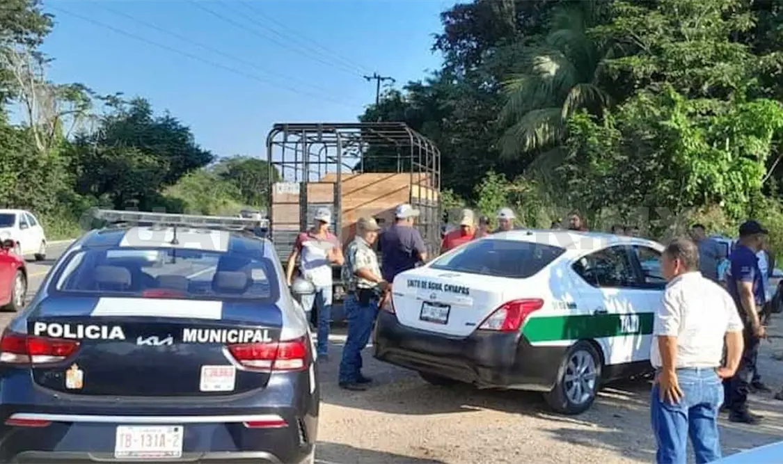 Los hechos ocurrieron en la carretera que comunica a la comunidad de Apasco y el municipio de Salto de Agua. Genaro Sánchez / CP