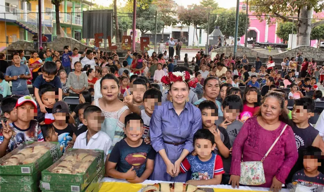 *Flor Esponda Celebra el Día de Reyes en Copoya*