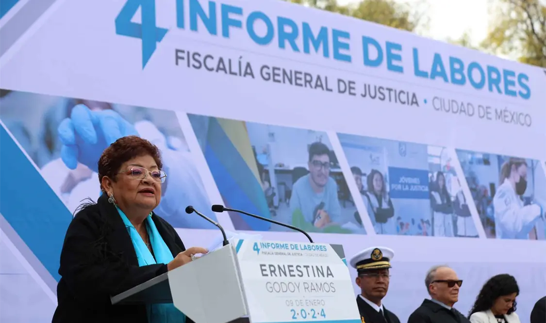 El presidente dijo que la exfiscal capitalina es una mujer íntegra, honesta y una auténtica impartidora de justicia. El Universal