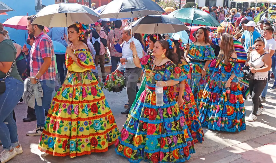 Traje de chiapaneca con reconocimiento internacional