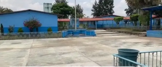 Acuerdan reanudar clases en Altamirano