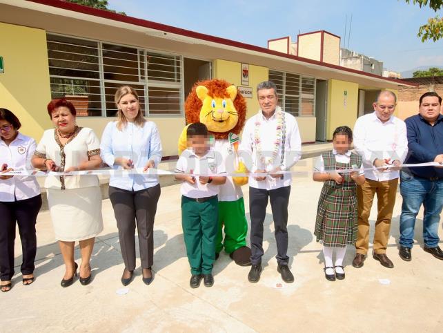REC inaugura obras en Escuela Club de Leones
