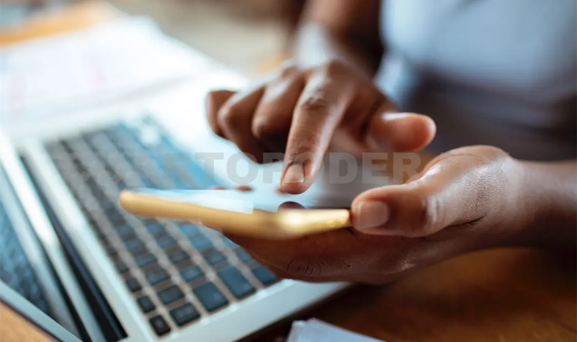 Alertan de perfiles falsos de secretario