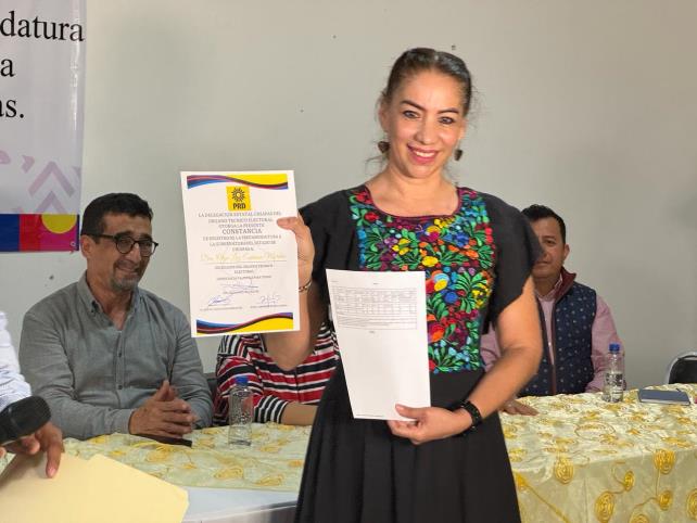 Confirma Olga Luz Espinosa Morales preregistro para competir por la gubernatura