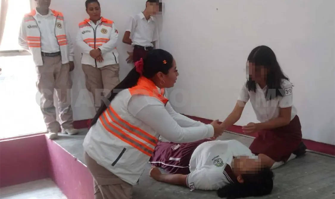 Realizan jornada de cursos preventivos en escuelas