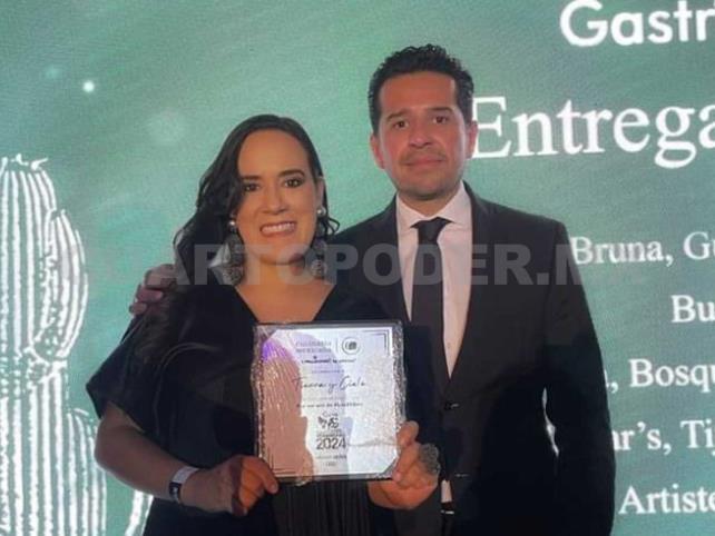 Marta Zepeda y Kievf Rueda refrendan premio nacional