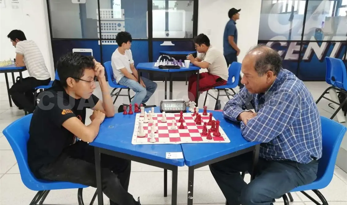 Universidad Descartes convoca a Torneo Blitz