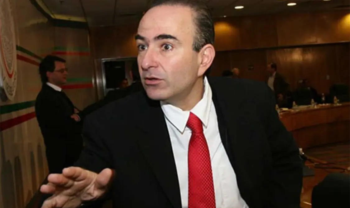 Diputados abandonan Grupo Legislativo del PRI en Puebla