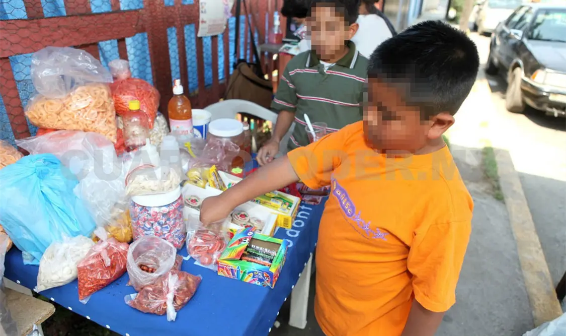 Nueve de cada diez escuelas venden productos chatarra