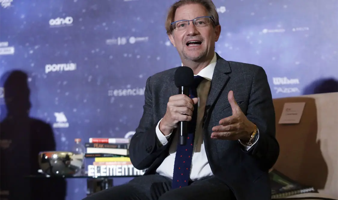 Andrés Roemer sale de la cárcel en Israel