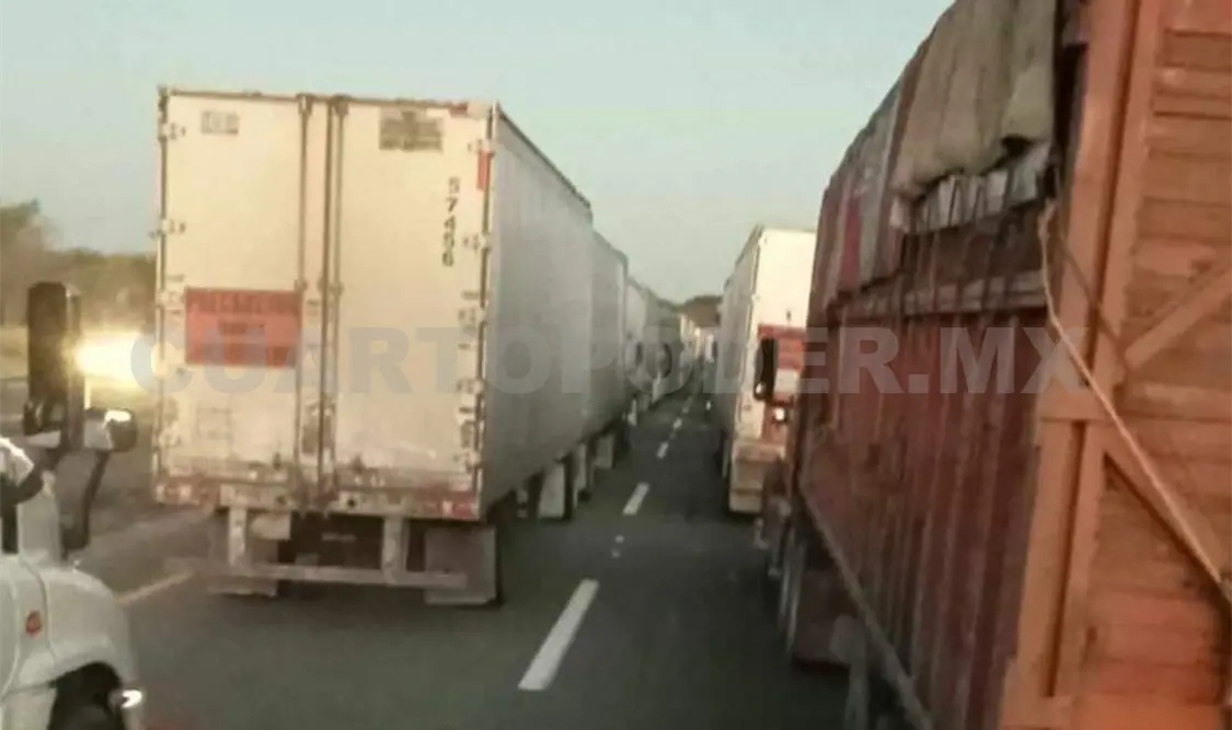 Traileros piden apoyo para poder comer