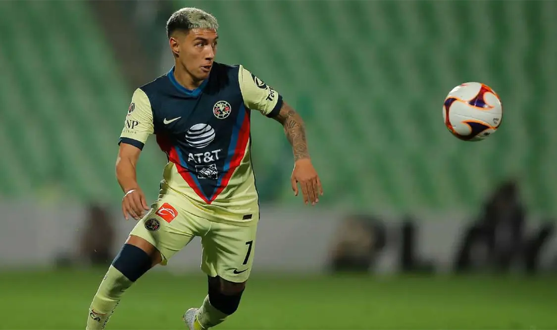 Posible llegada de Leo Suárez a Pumas