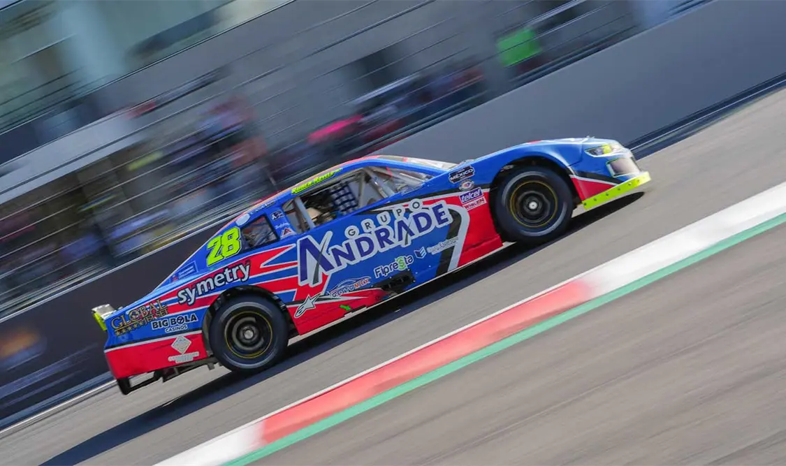 Alessandro’s Racing, por la bandera a cuadros