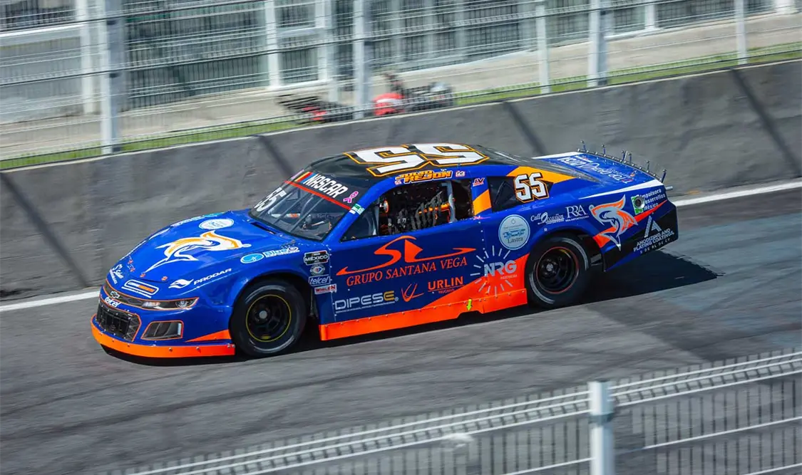 Los Rejón van por la bandera a cuadros