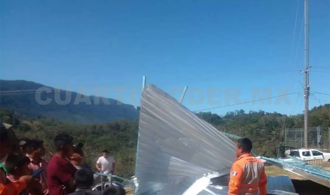 Muere una persona al ser impactada por una lámina