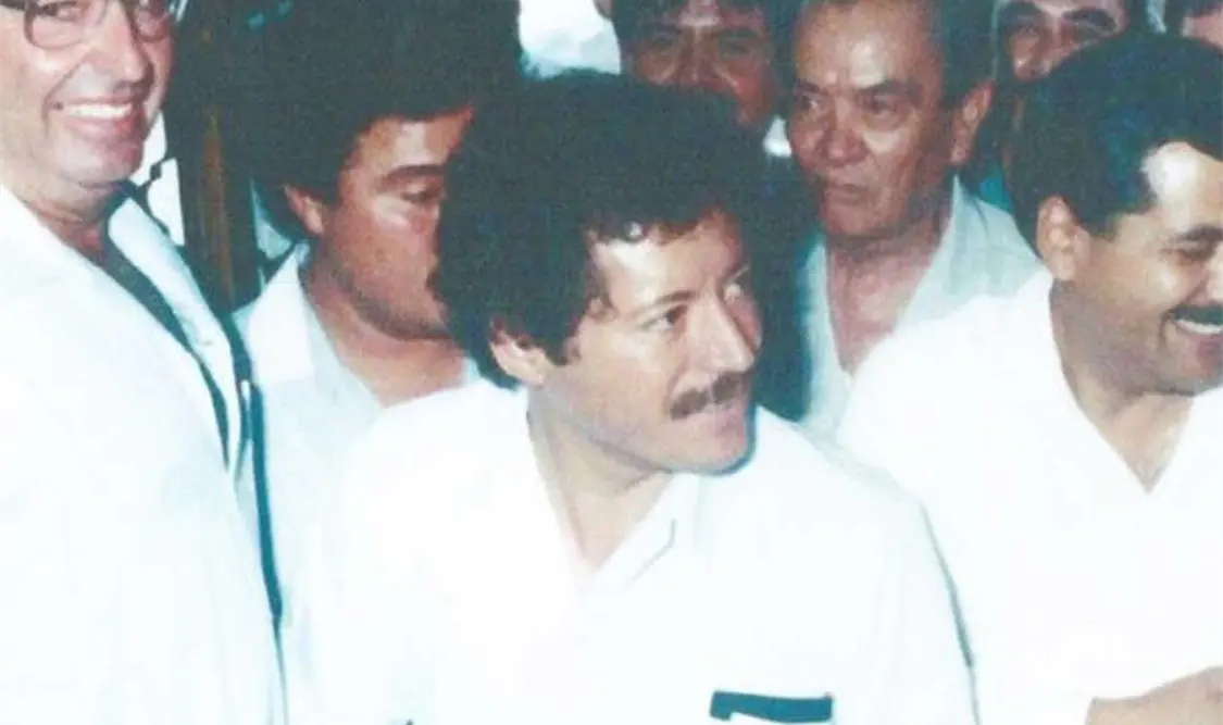 Manlio Fabio Beltrones compartió una foto en su cuenta de X de la campaña para el Senado en 1988. El Universal