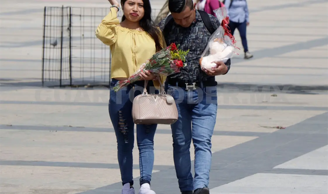 Herpes labial puede contagiarse con besos