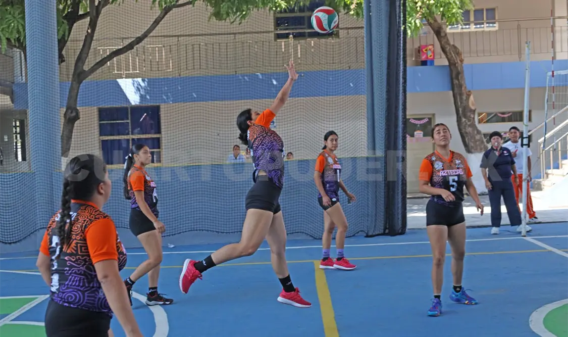 Aztecas doblegan a Amazonas en la J3