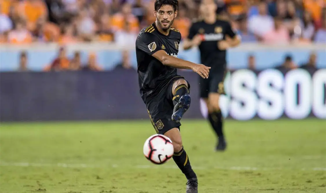 Vela se retirará del Futbol sin jugar en México