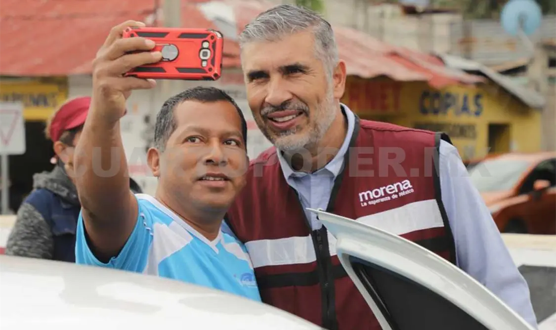 Ángel Torres, en su calidad de consejero de Morena, no ha dejado de caminar. Cortesía