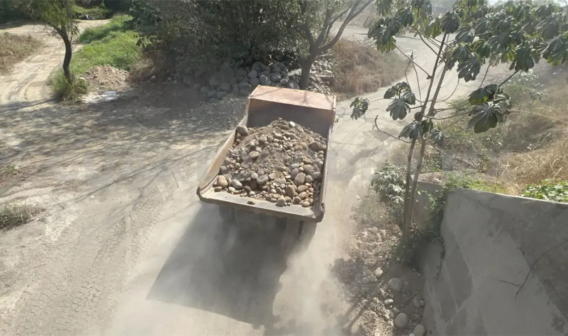 Saqueo de material pétreo está sin control