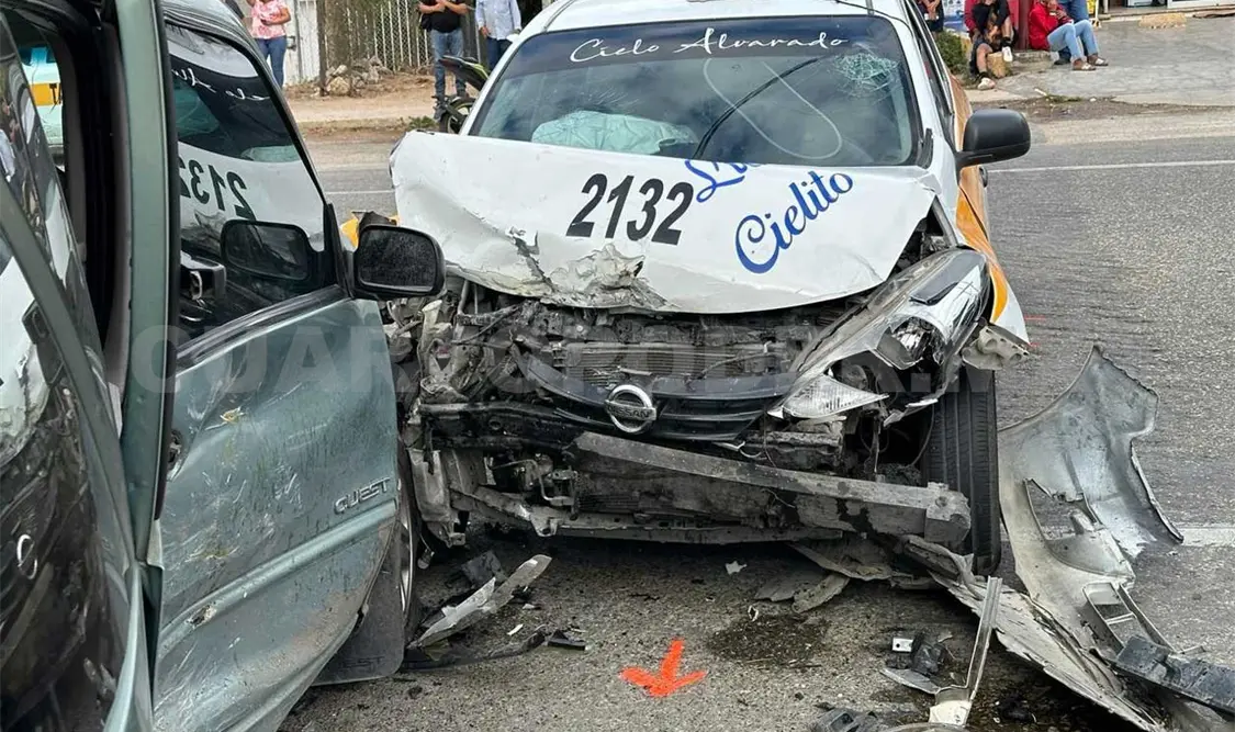 Percance carretero deja dos heridos de gravedad
