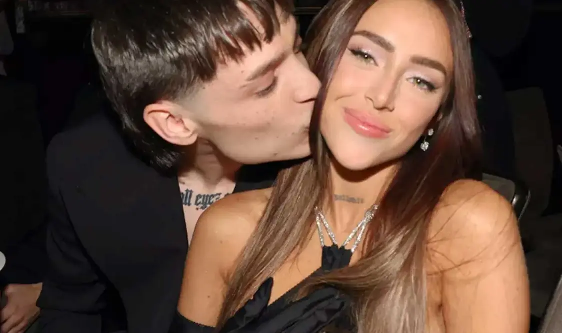 Peso Pluma borra fotos de Nicki Nicole