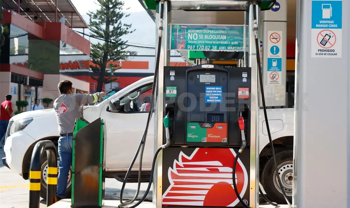 Detecta Profeco irregularidad en dos gasolineras