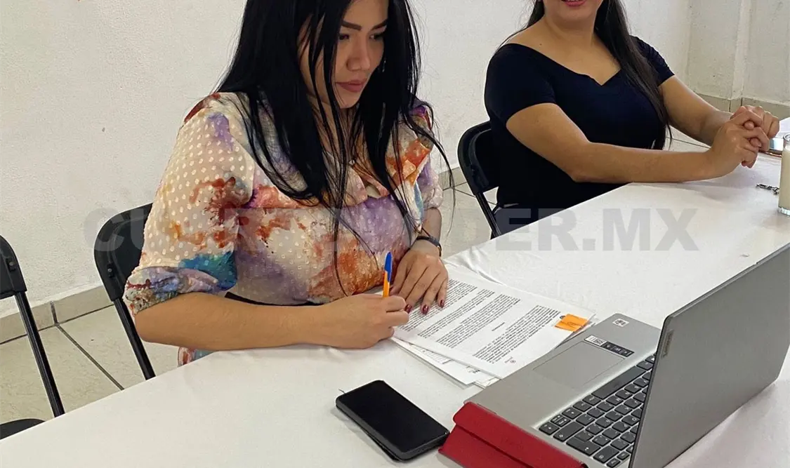 Construyen alianzas a favor de las mujeres