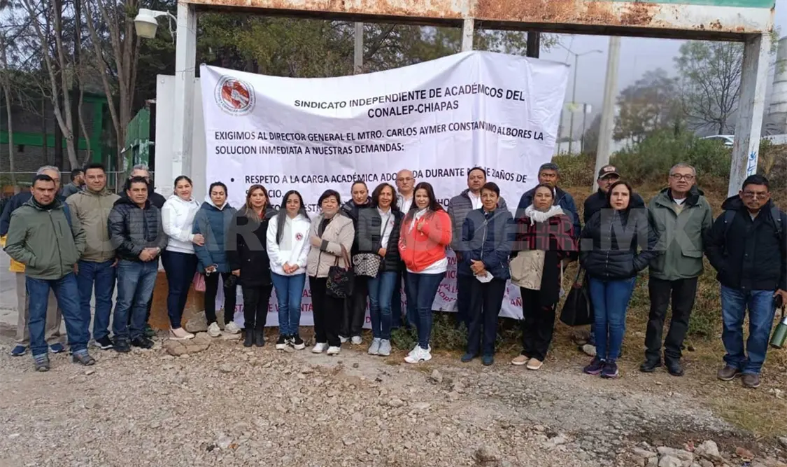 Los inconformes estuvieron varios días en el bulevar y salida a Comitán. Manuel Martínez / CP