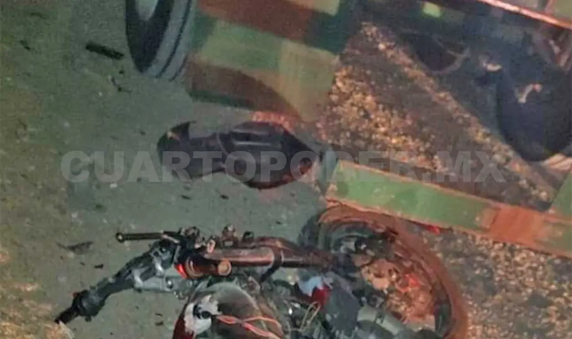 Motociclista fallece tras chocar en un tráiler