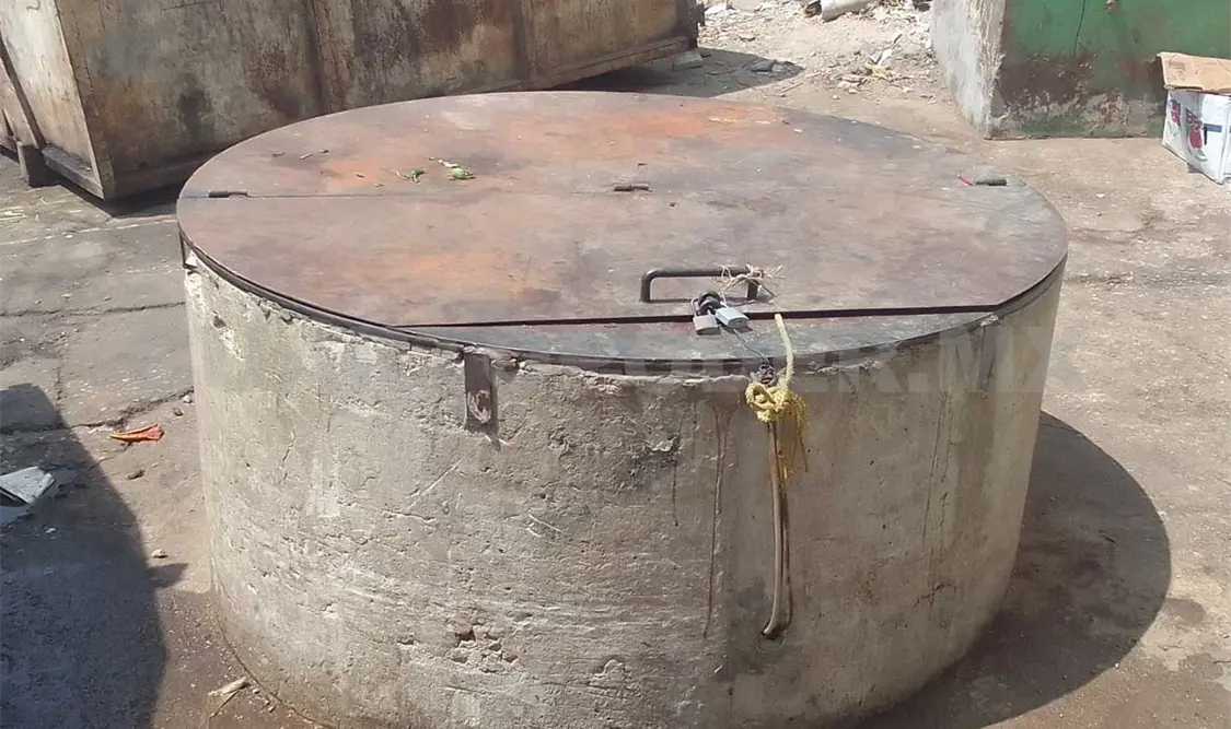 Escarban pozo para restablecer agua