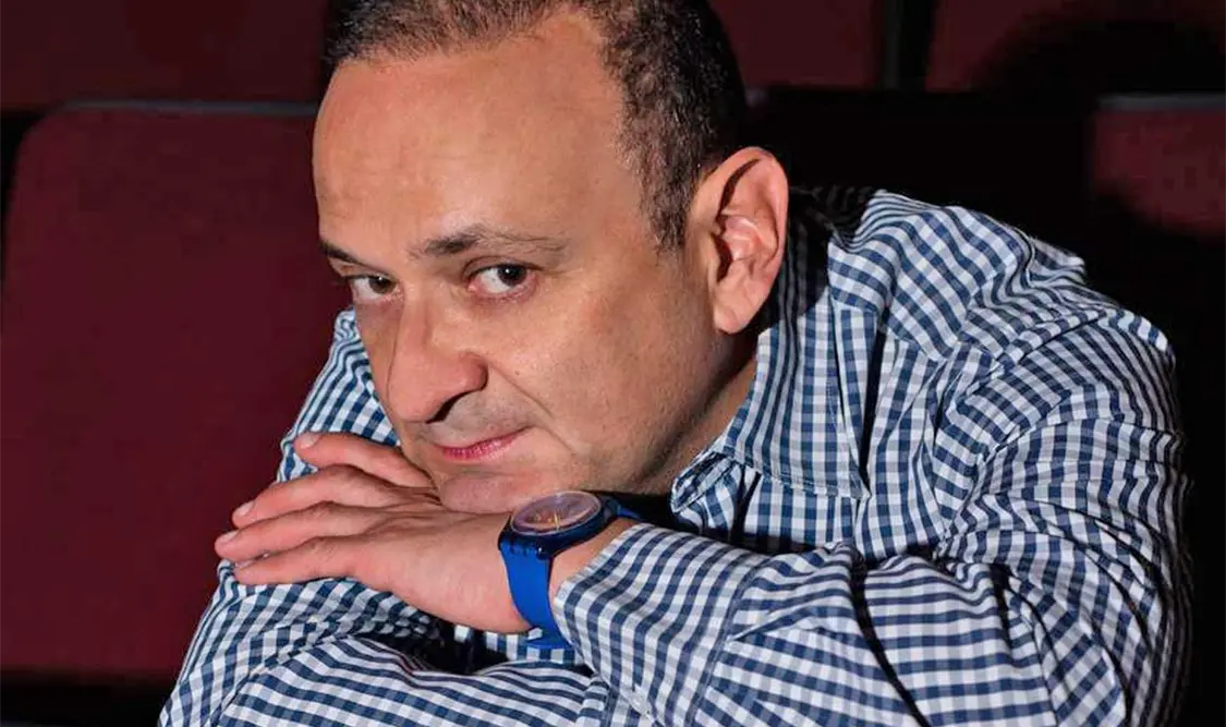 Lalo España niega estar enojado