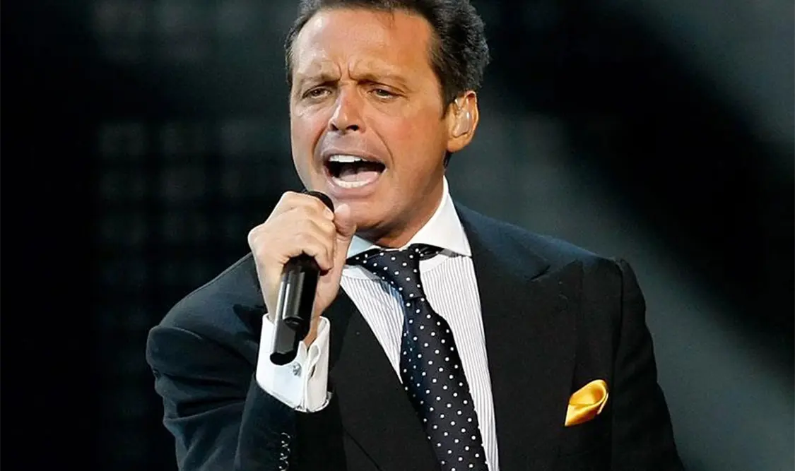 Luis Miguel sigue en la cima