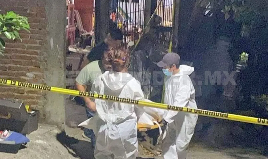 Lo asesinan de cuatro balazos al llegar a su casa