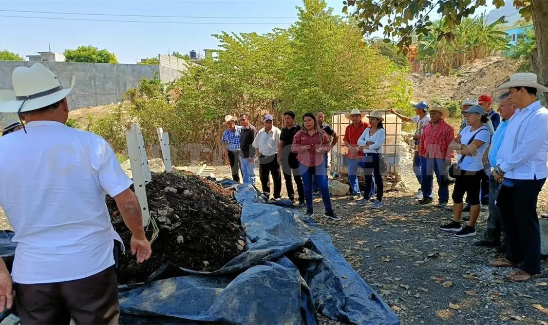 Agricultores de la capital comparten experiencias