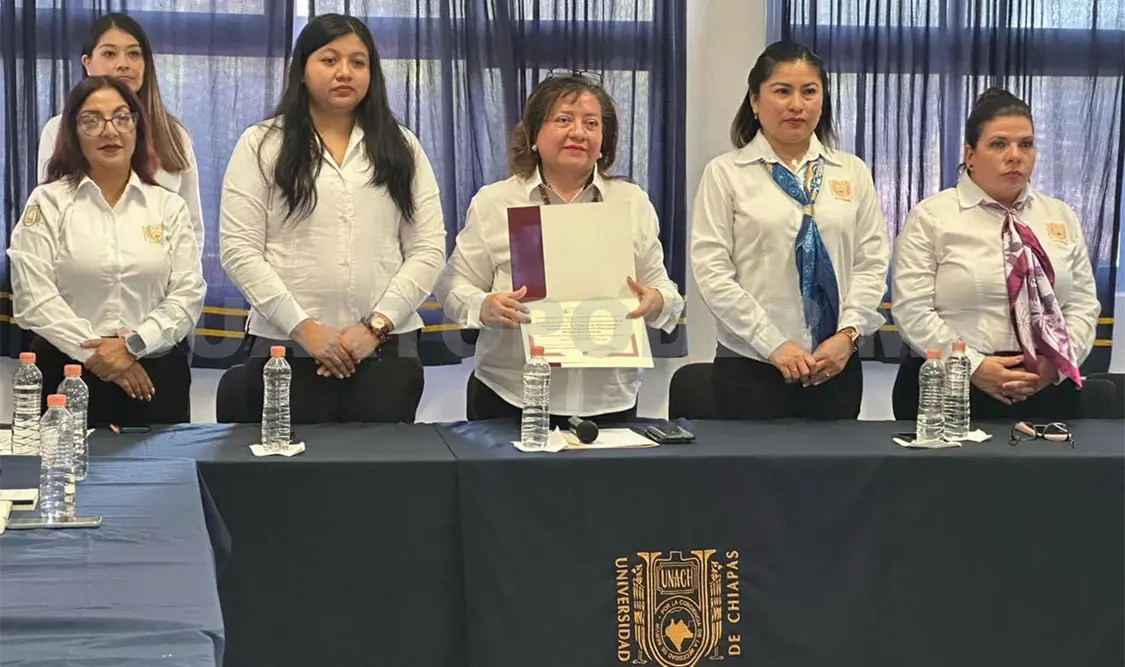 Acreditan, por segunda ocasión, a licenciatura