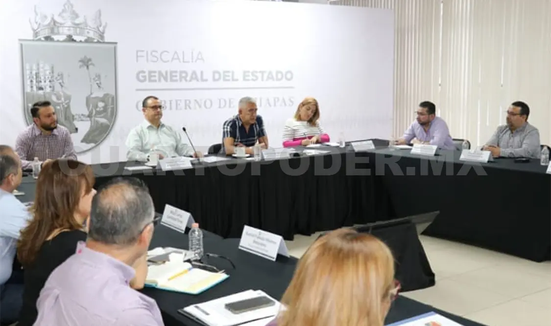 Salón de Usos Múltiples de la FGE llevará nombre del fiscal Gregorio Pérez