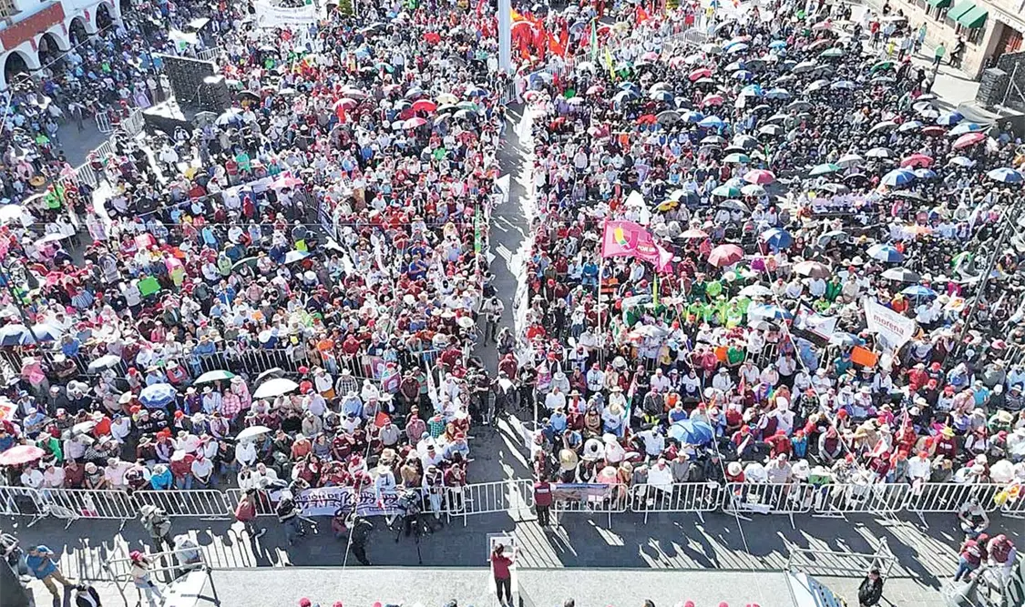 “Nuestro proyecto tiene que ver con apoyar a las y los jóvenes de México para que nunca tengan que acercarse a un grupo delictivo”, dijo Sheinbaum ante simpatizantes en Morelia. Cortesía