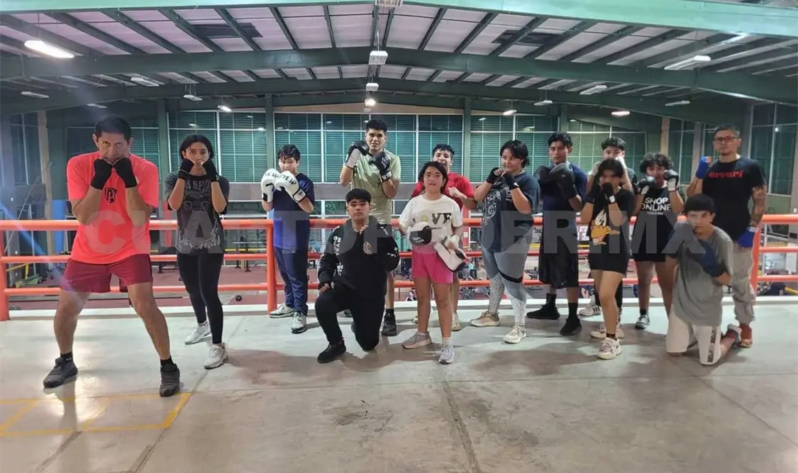 Escuela Oriente realiza combates