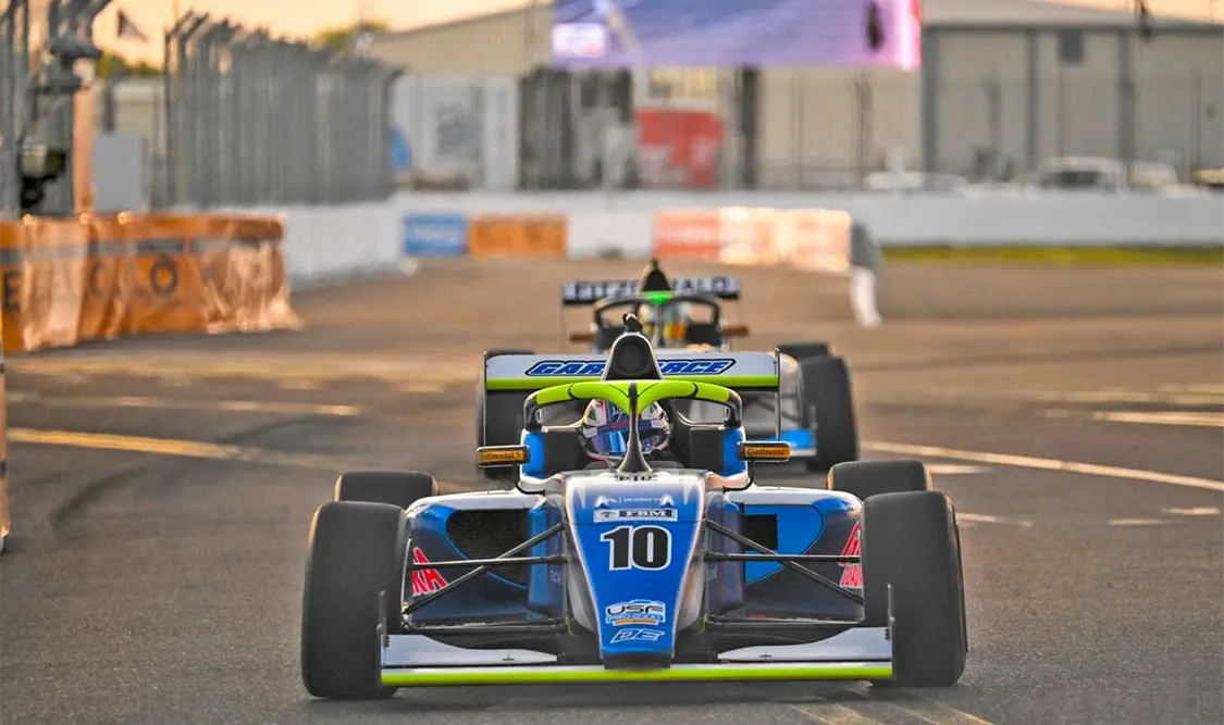 Garciarce debutó con Top 10 en USF Pro 2000