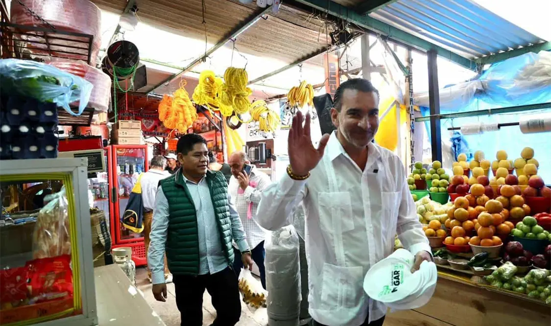 En los mercados se construye la economía del día a día: Luis Armando Melgar