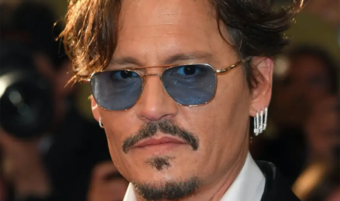 Acusa a Johnny Depp de agresión verbal