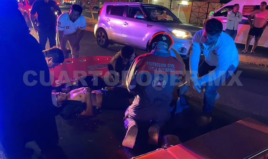 Acelerado motociclista atropella a peatón