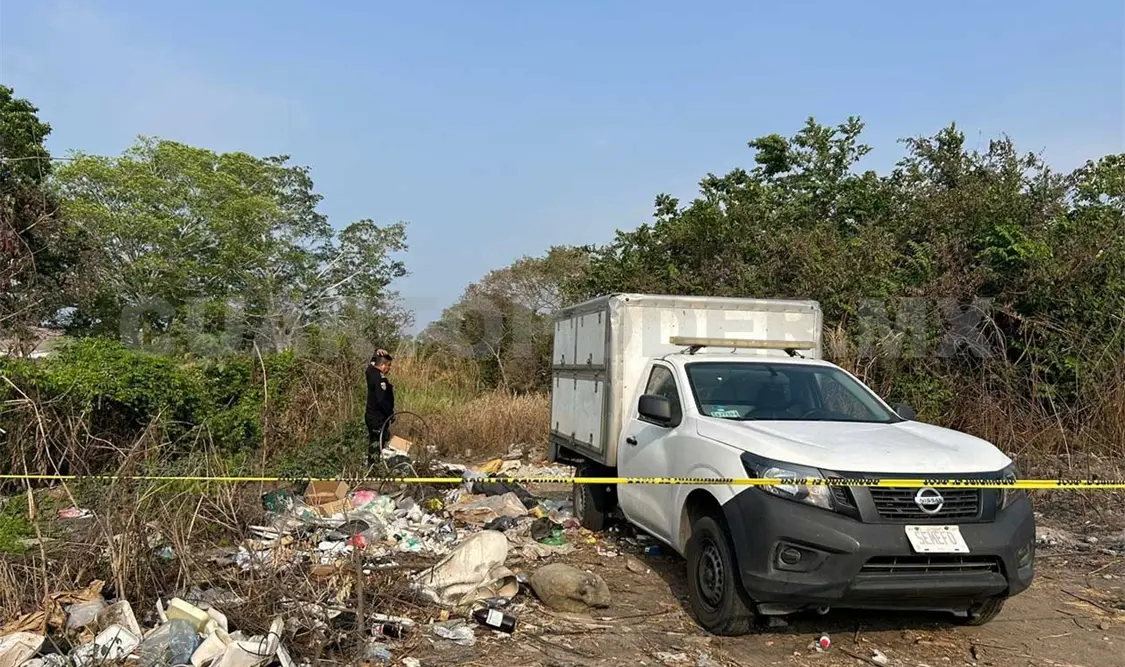 Asesinan a mujer y le prenden fuego