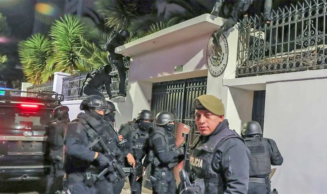 Policía de Ecuador irrumpe en Embajada de México en Quito. Cortesía