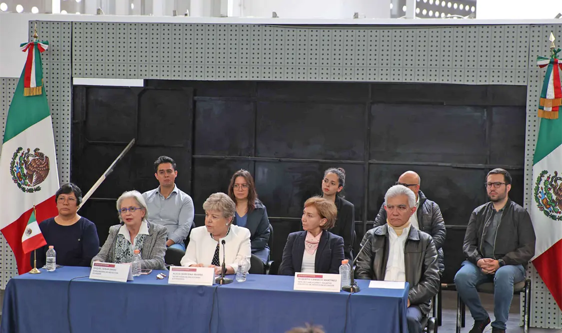 Cuerpo diplomático en Ecuador regresa a México